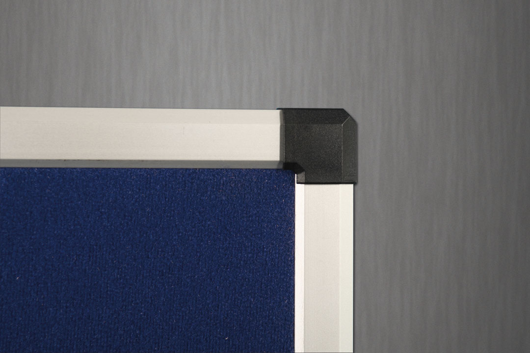 Tablica tekstylna (niebieski-unijny) rama aluminiowa model B2 120x180 cm (3)